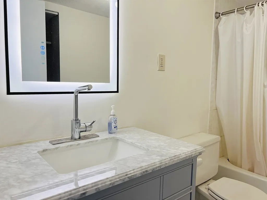 2500 Mystic Valley Pkwa, West Medford