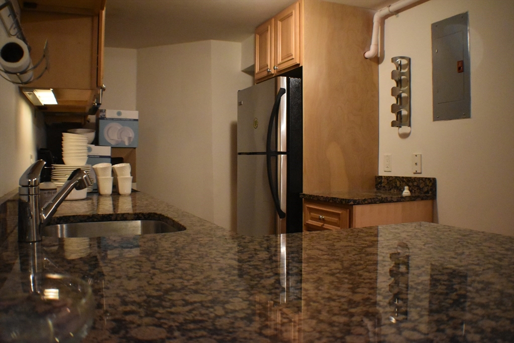 476 Columbus Ave, South End