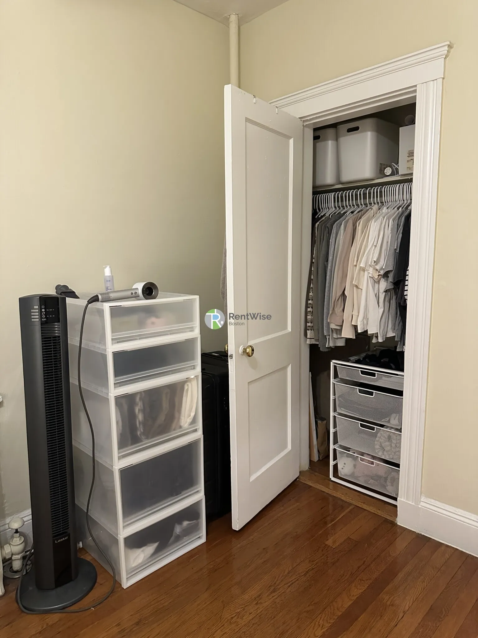 189 Chestnut Hill Ave, Brighton