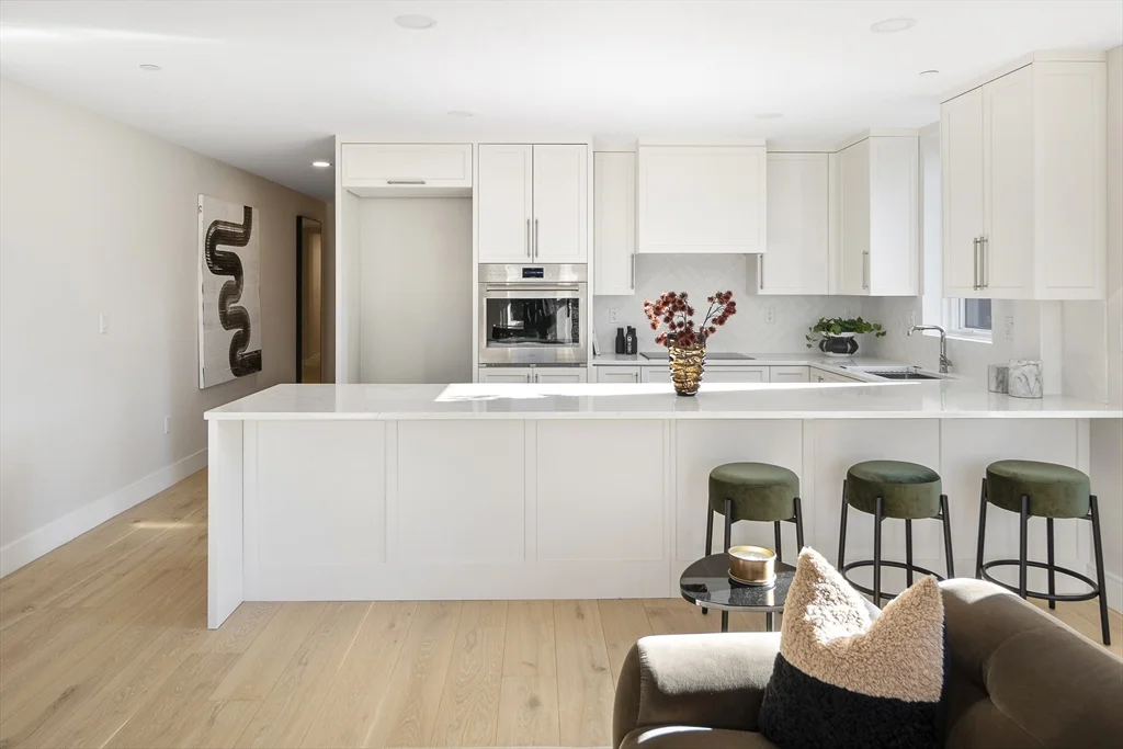 20 Kinmonth Rd, Newton