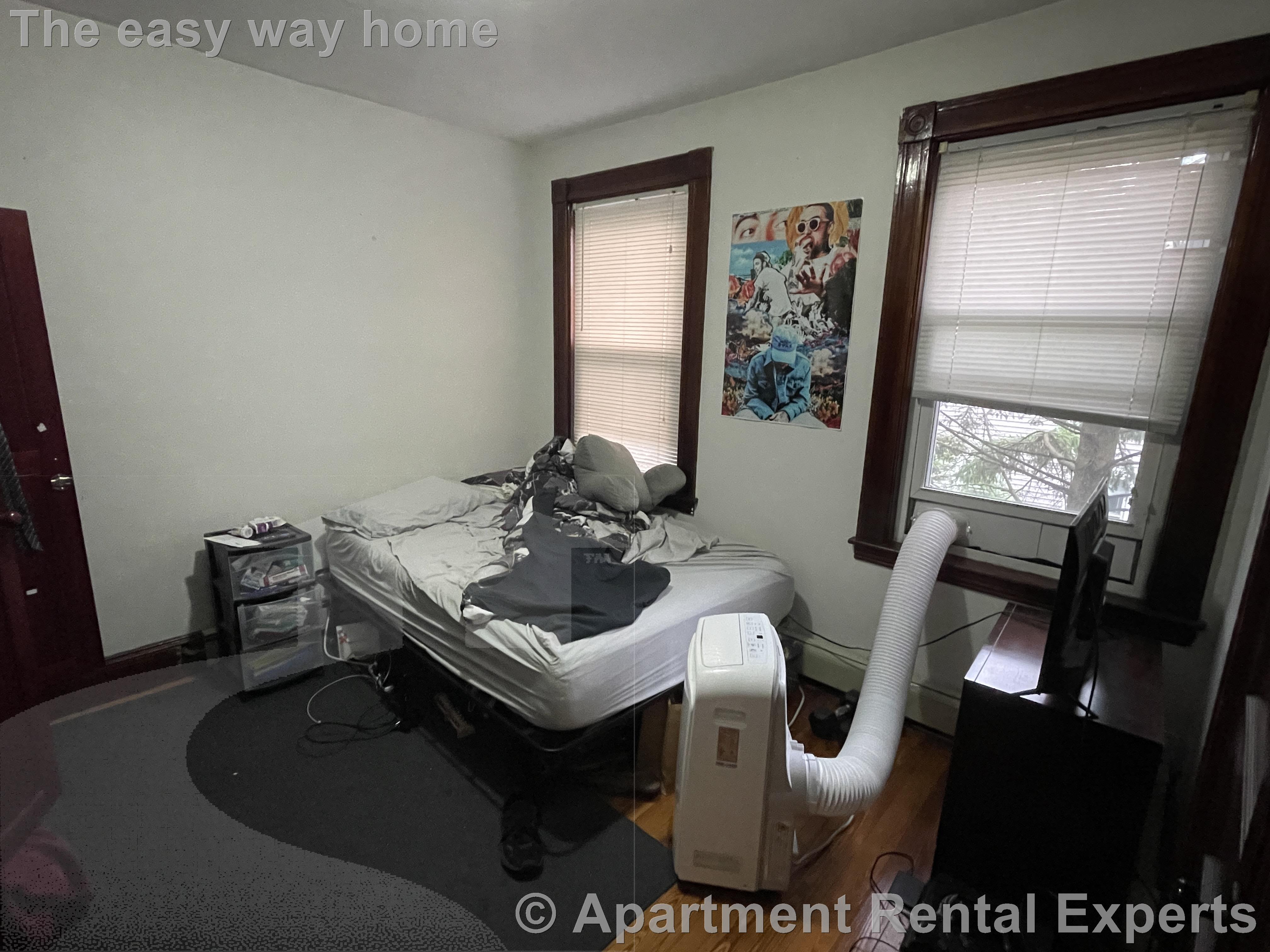 45 Locke St, Davis Square