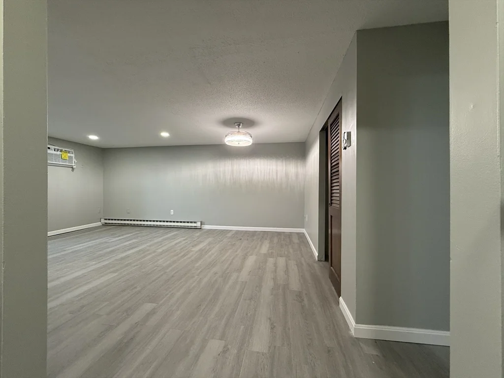 1186 Worcester Rd, Framingham