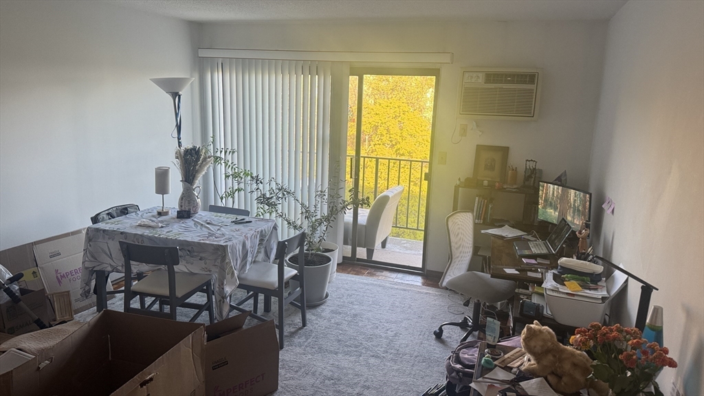 235 Winthrop St, Medford