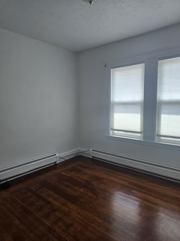 304 Wood Ave, Hyde Park