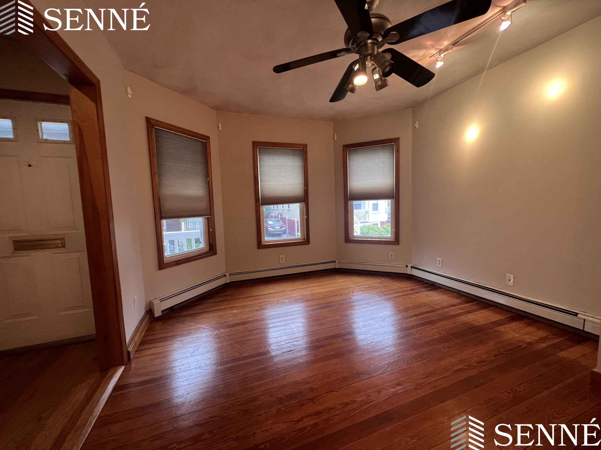 12 Speridakis Ter, Cambridgeport