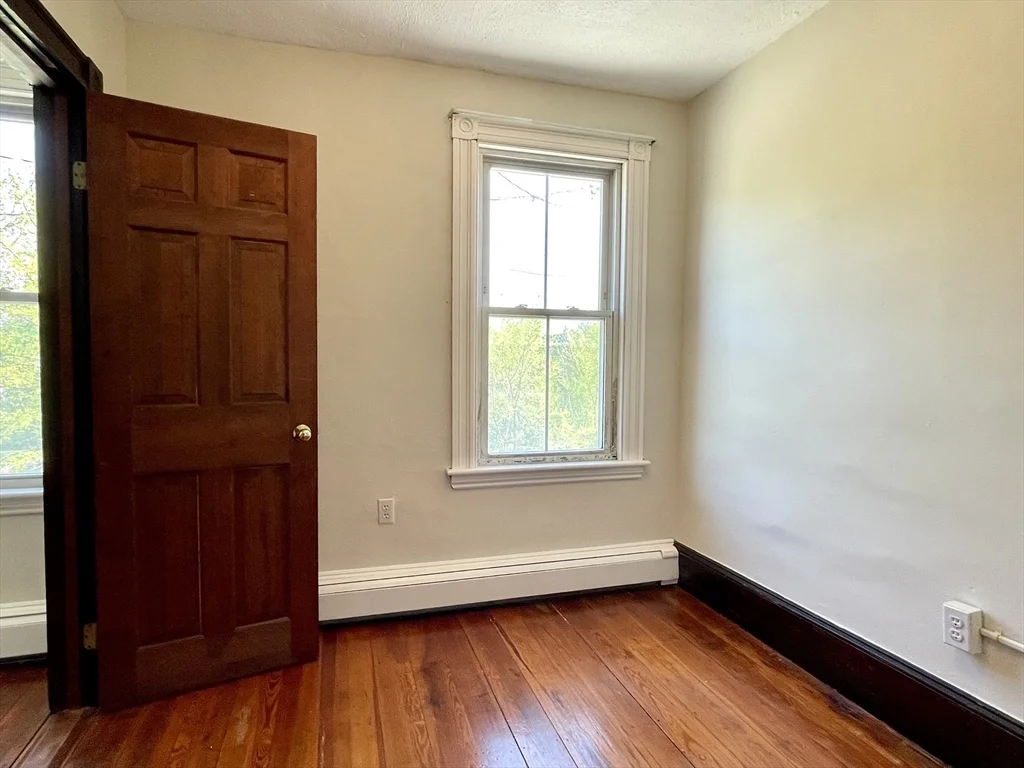 6 Mead St, Allston