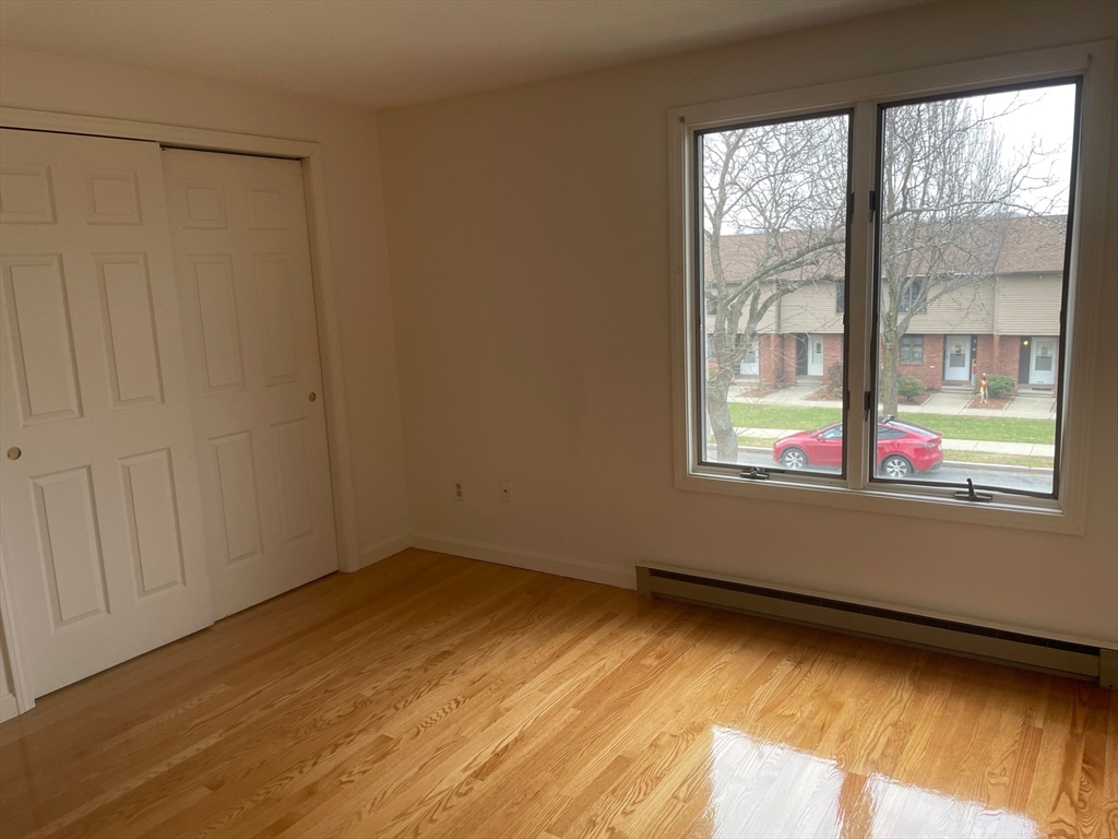 115 St Kolbe Dr, Holyoke