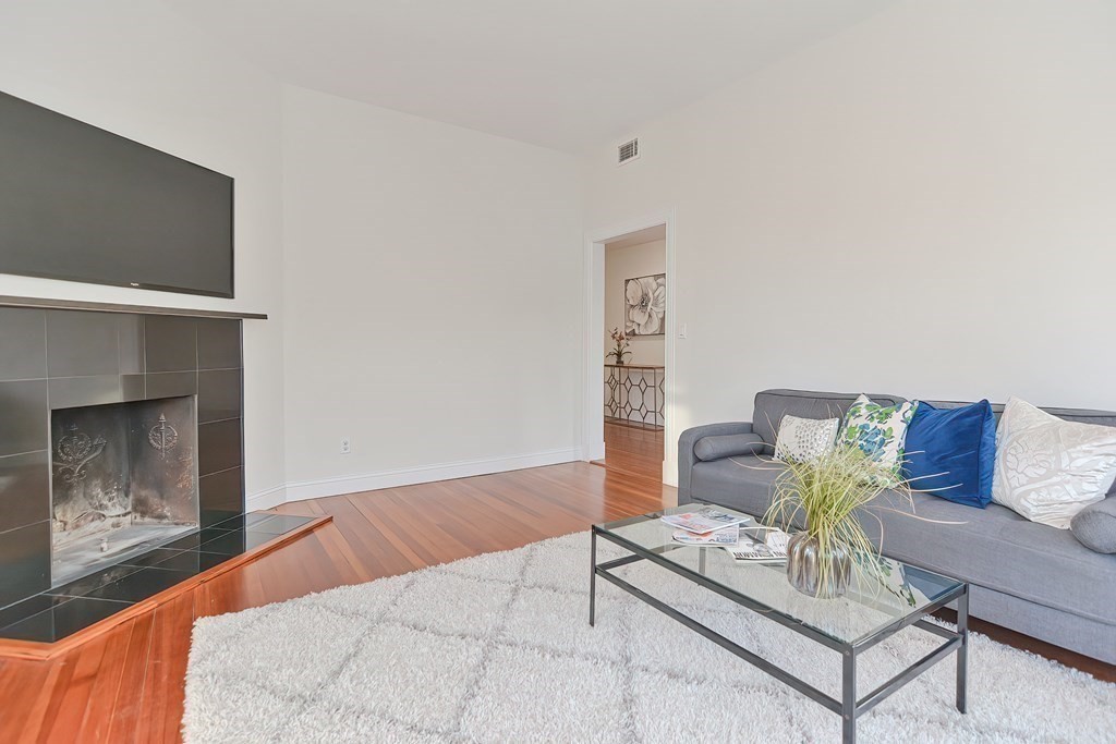 28 Inman St, Central Square