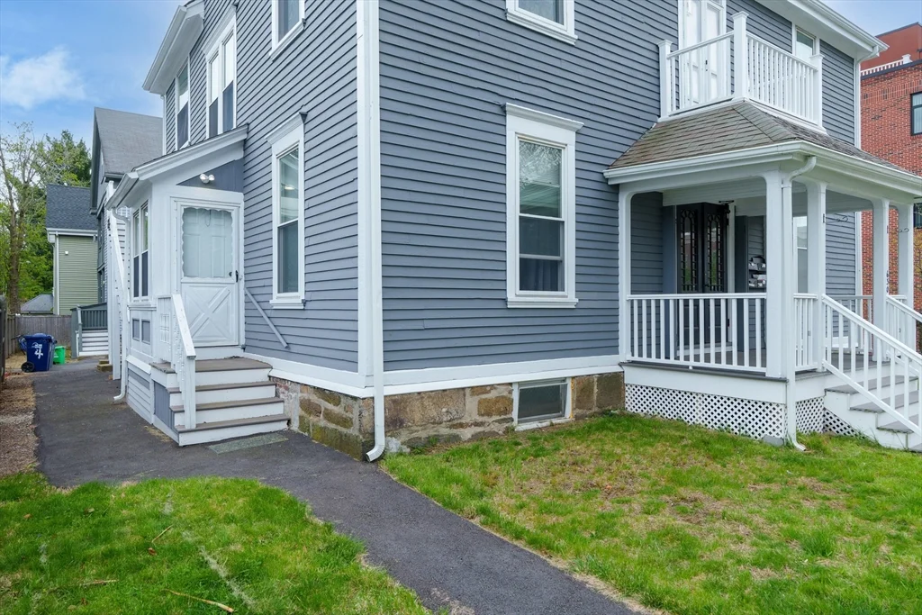 630 Centre St, Jamaica Plain