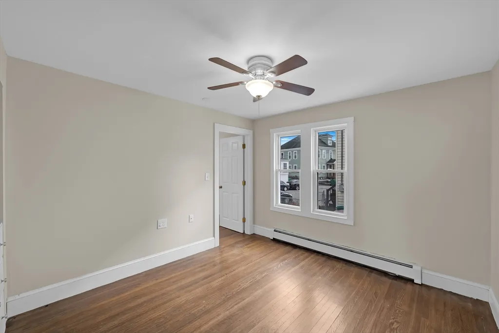 130 Dalton St, Lowell