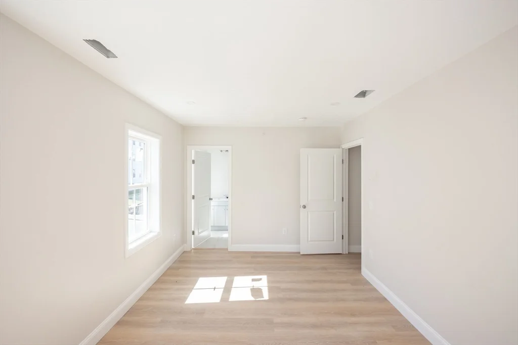 17-A Mott St, Worcester