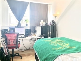 23 Monmouth St, Spring Hill