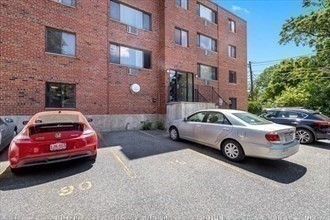 12 Riverside St, Watertown