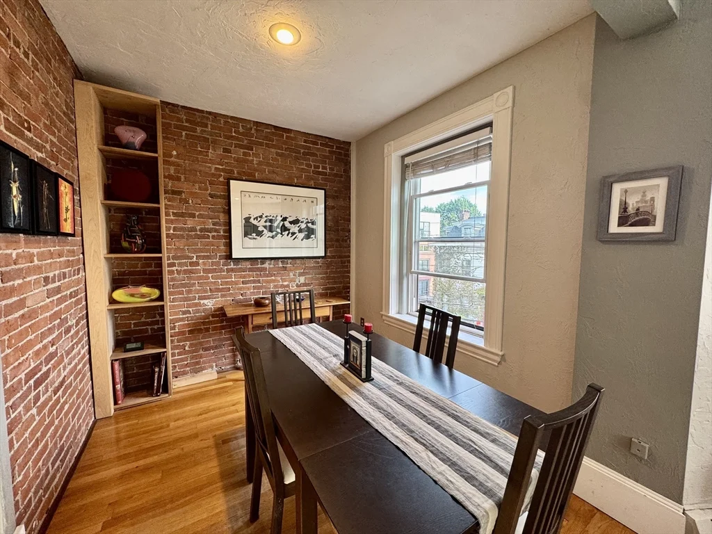 48 Kent St, Brookline Village