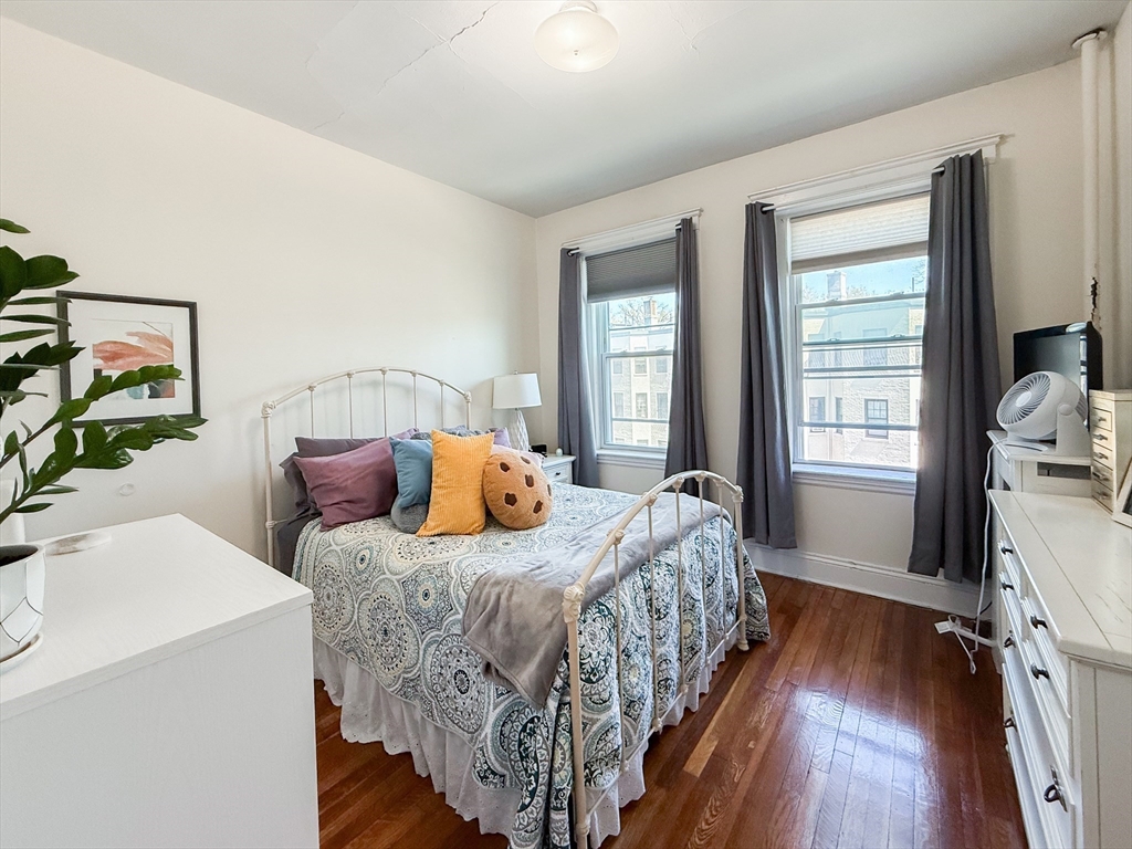 1568 Commonwealth Ave, Brighton