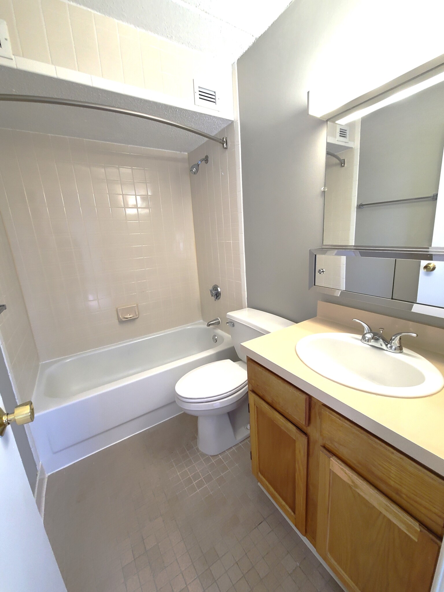 7 Ocean View Dr, Dorchester
