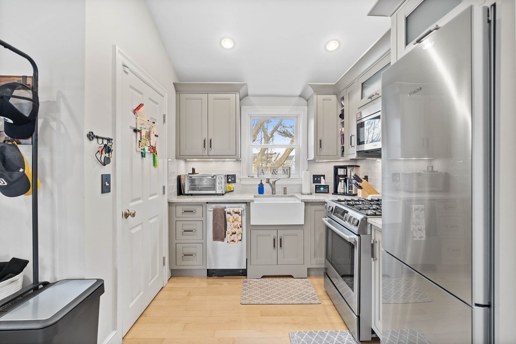 64 Ashland St, Dorchester