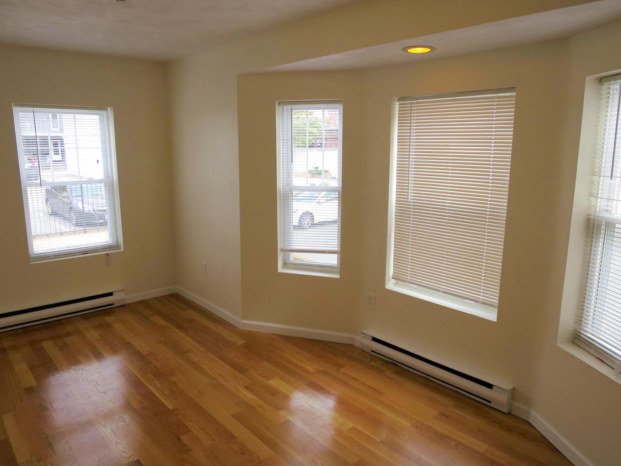 12 Winter St, Davis Square