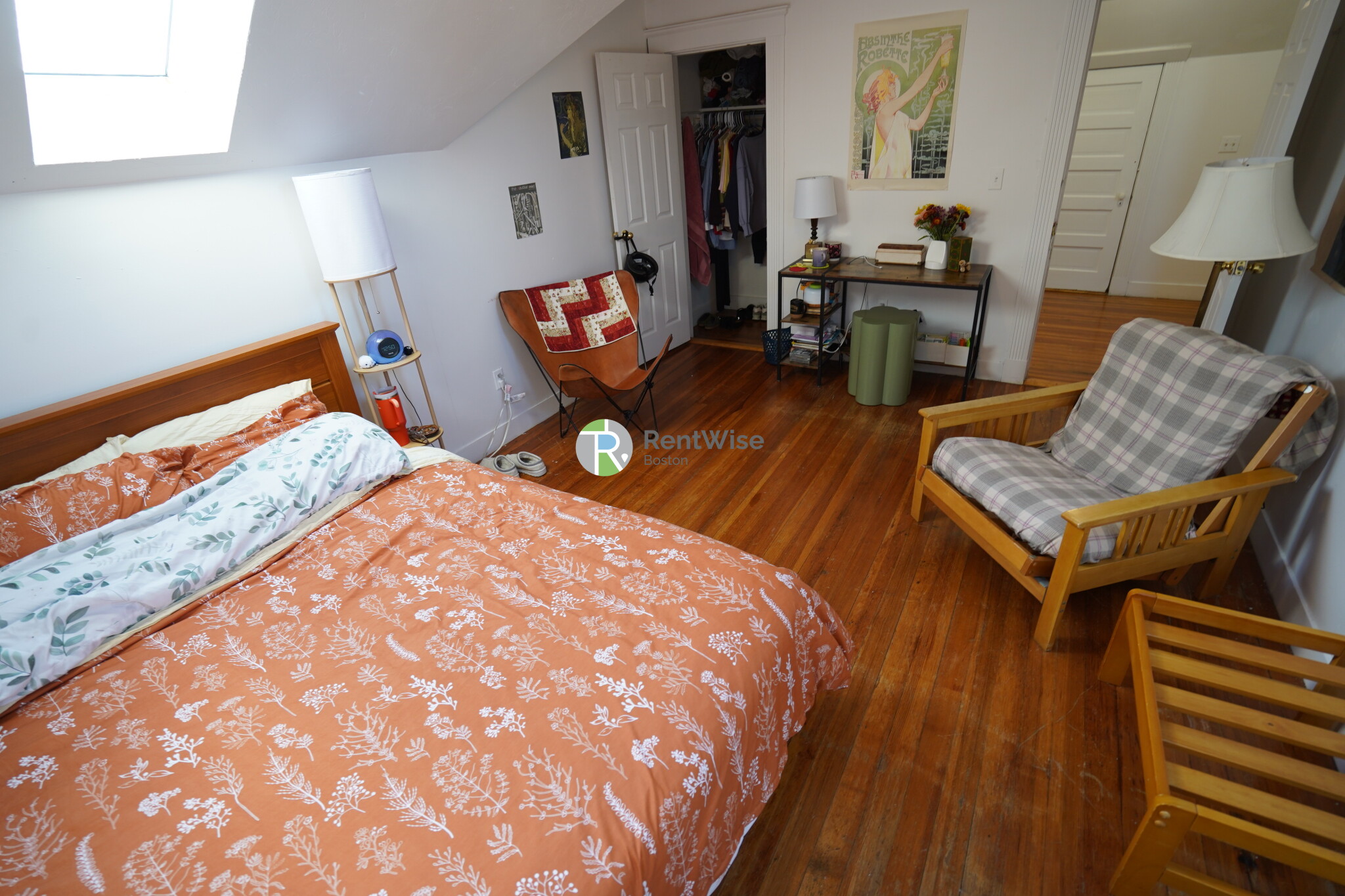 51 Gardner St, Allston