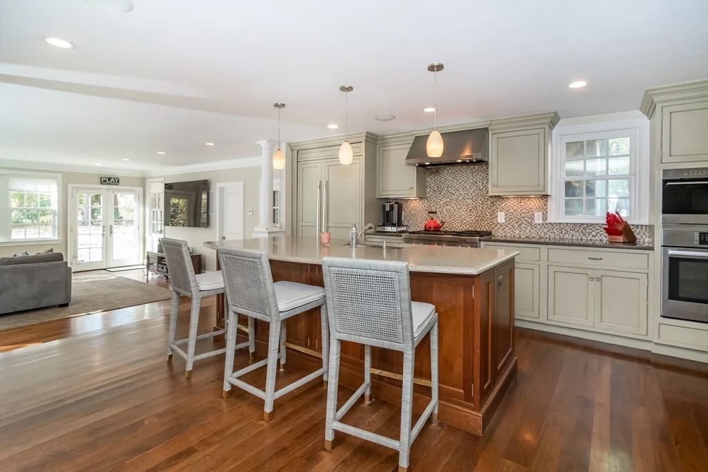 67 Whittier Rd, Wellesley
