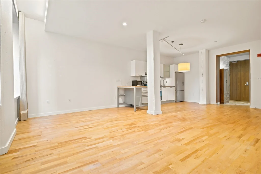 346 Congress St, South Boston