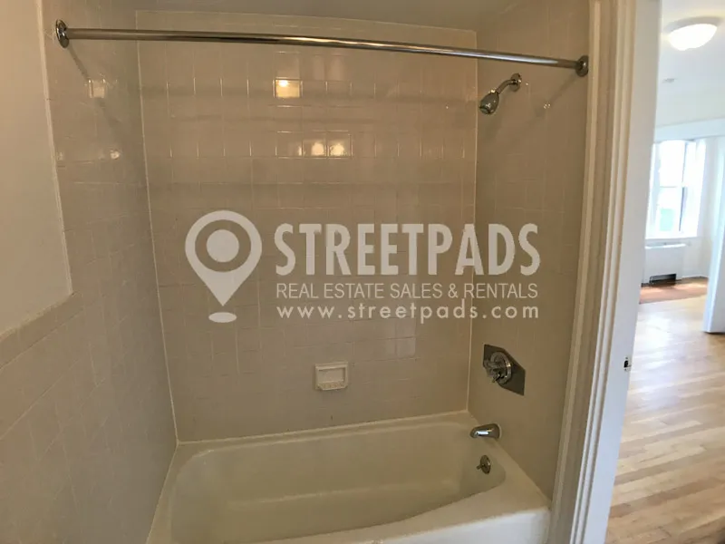 3 Langdon St, Neighborhood Nine