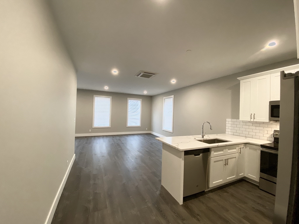 24 Norwood St, Boston