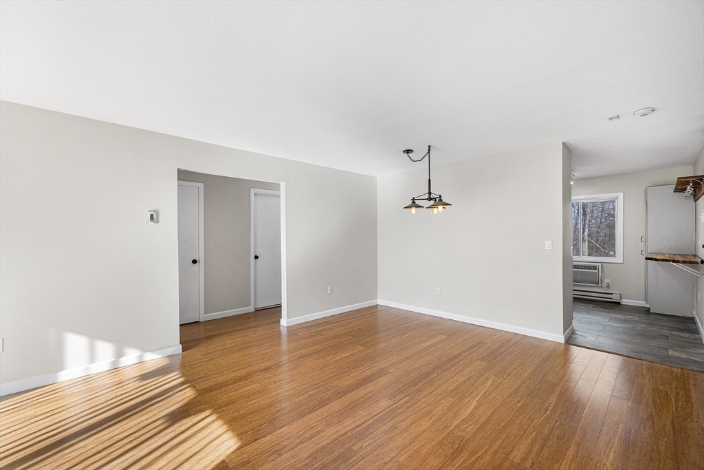 121 Bailey, Worcester