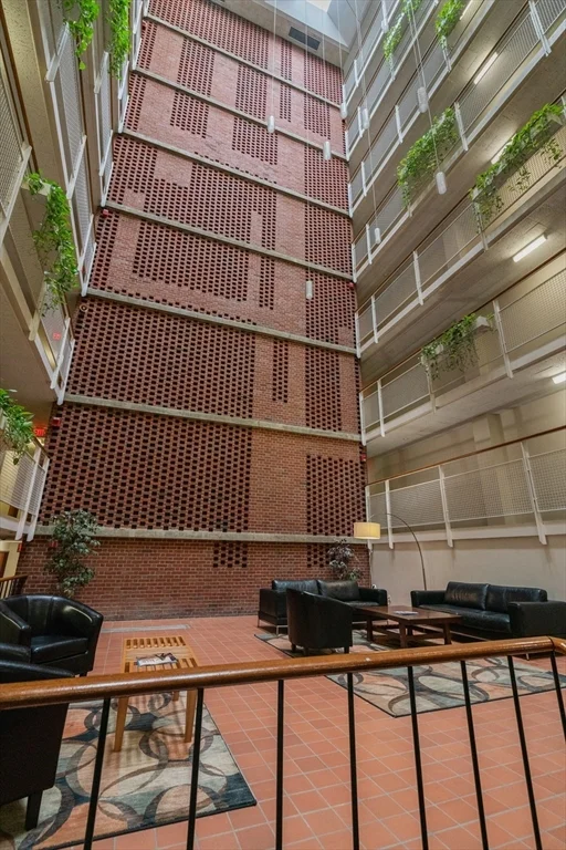 29 Concord Ave, Neighborhood Nine