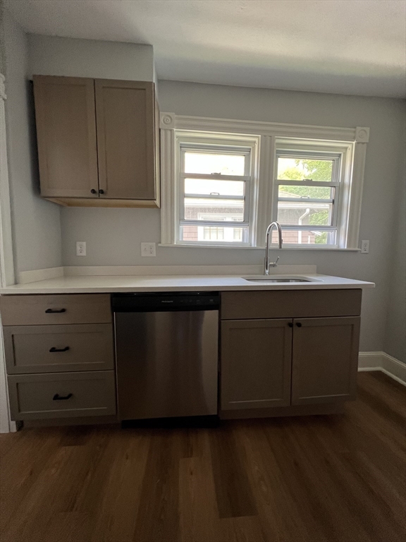 36 Thingvalla, Strawberry Hill