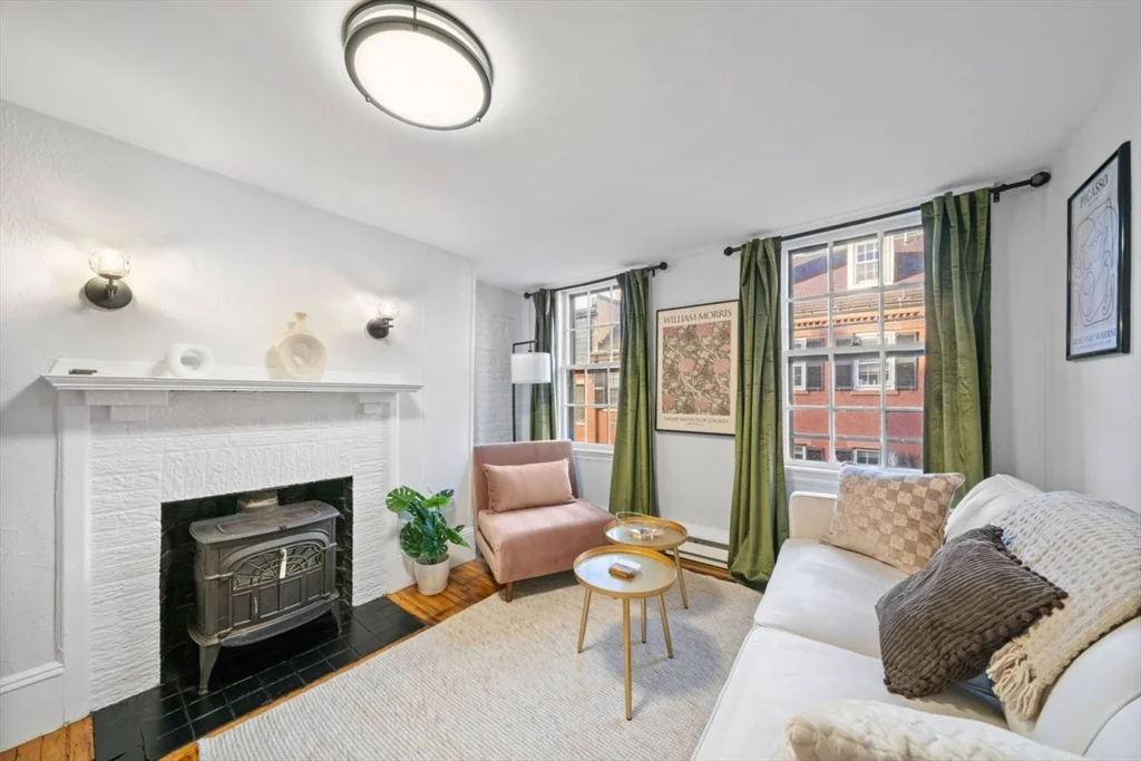 102 Revere, Beacon Hill