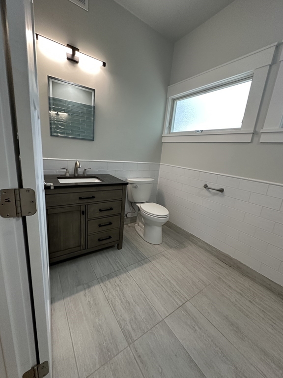 90 Bartlett St, Winter Hill