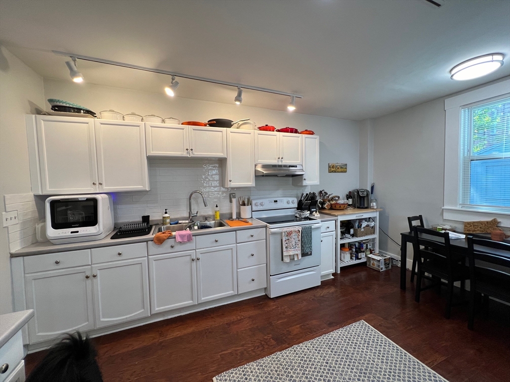 348 Dorchester, South Boston