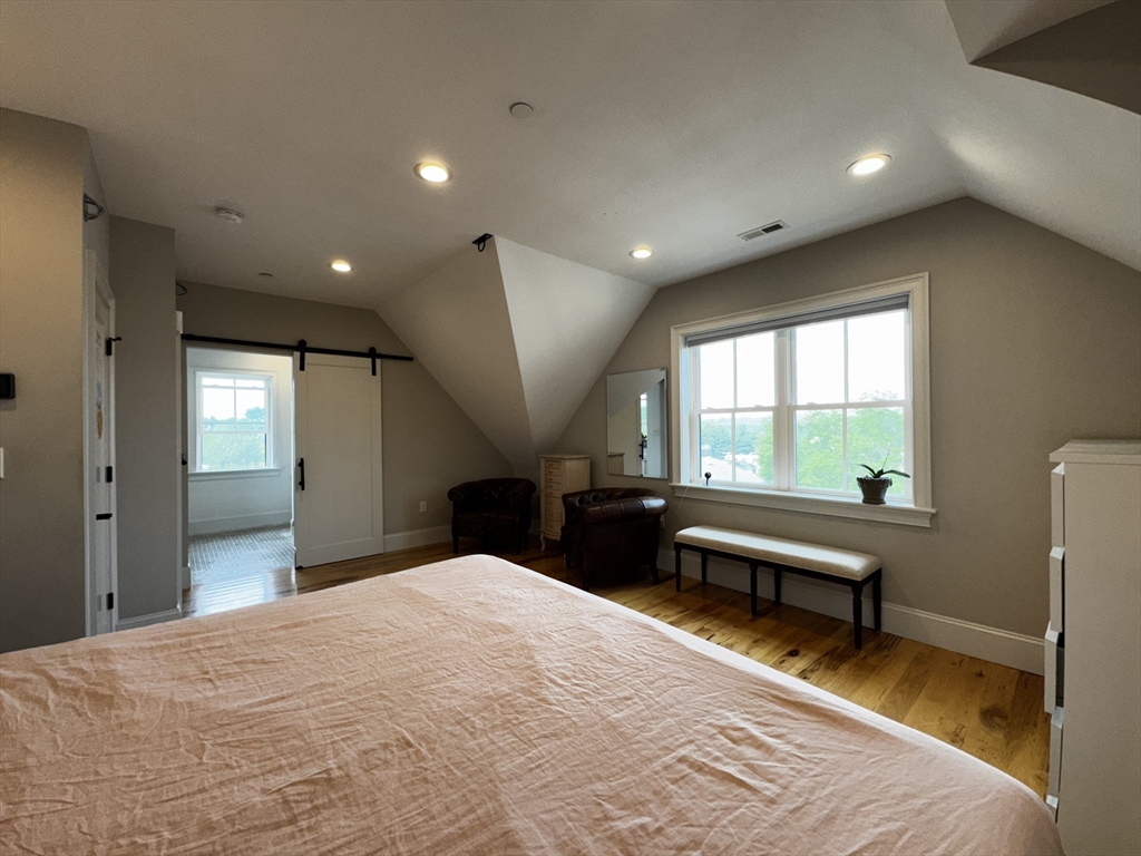 44 Evergreen St, Jamaica Plain