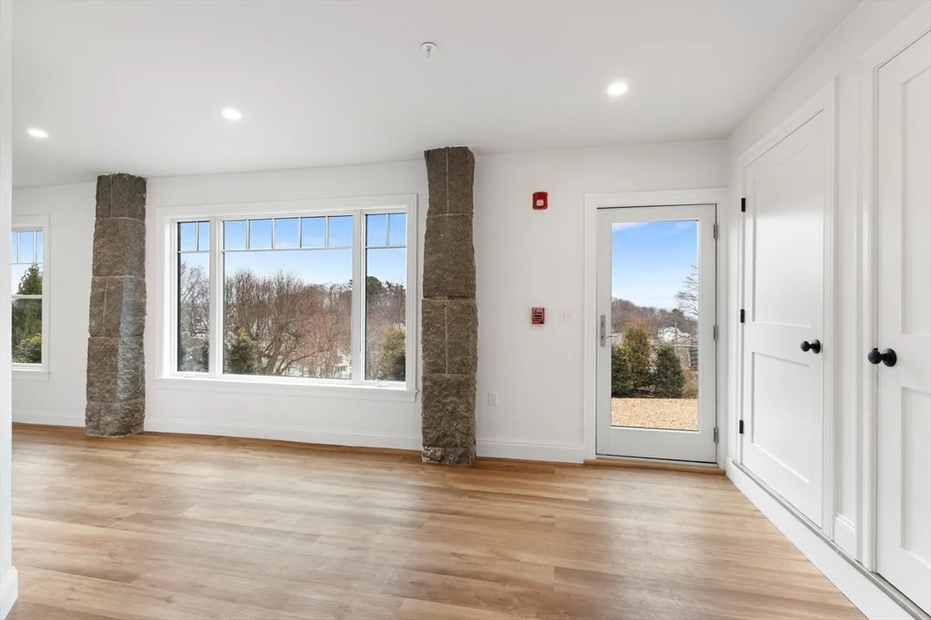 32 Beacon St, Gloucester