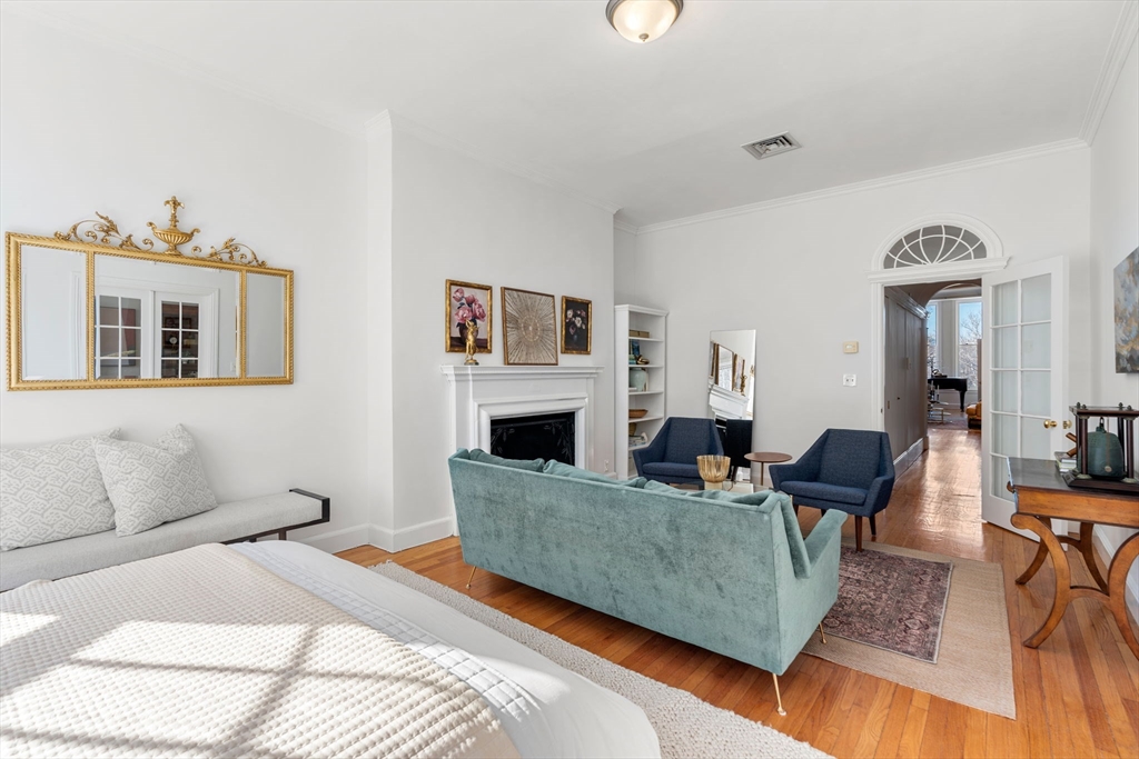 120 Beacon St, Back Bay