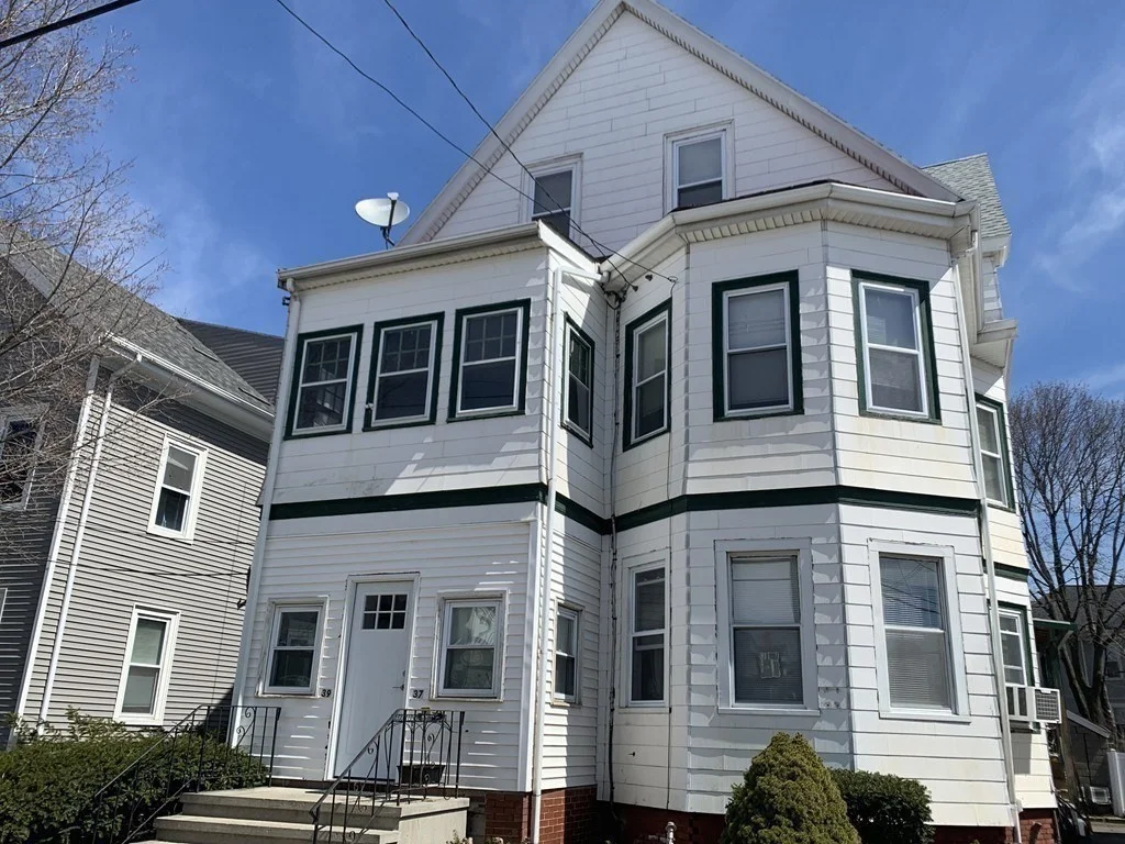 39 Bucknam, Everett