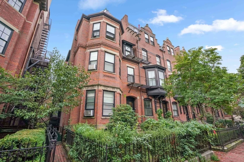284 Marlborough, Back Bay