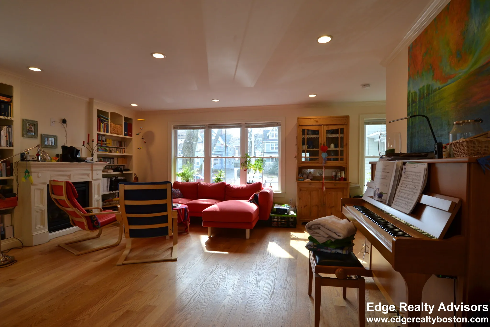11 Sparhawk St, Oak Square
