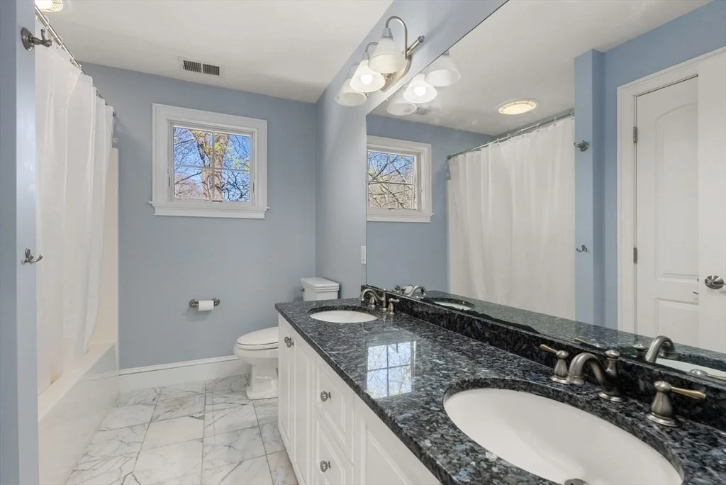 11 Bobolink Rd, Newton Lower Falls