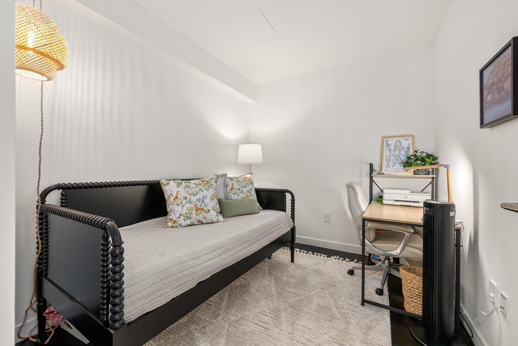 150 Seaport Blvd, Seaport District