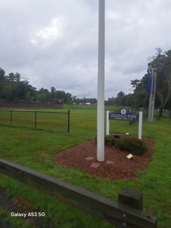 25 Crescent, Oakdale