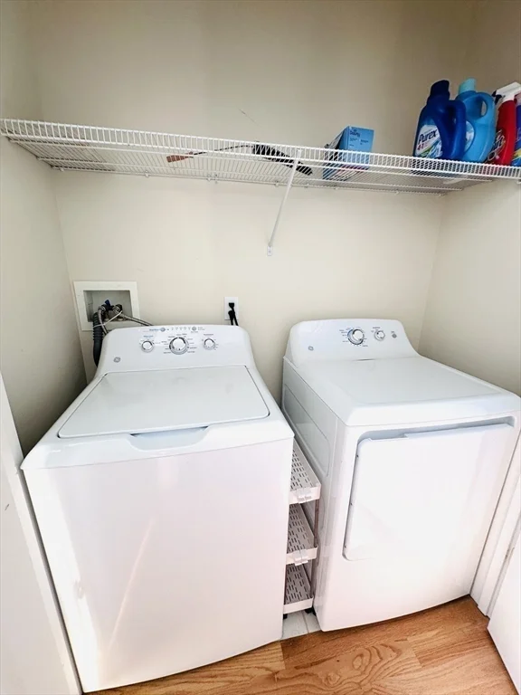 92 Johnson Woods Dr, Reading