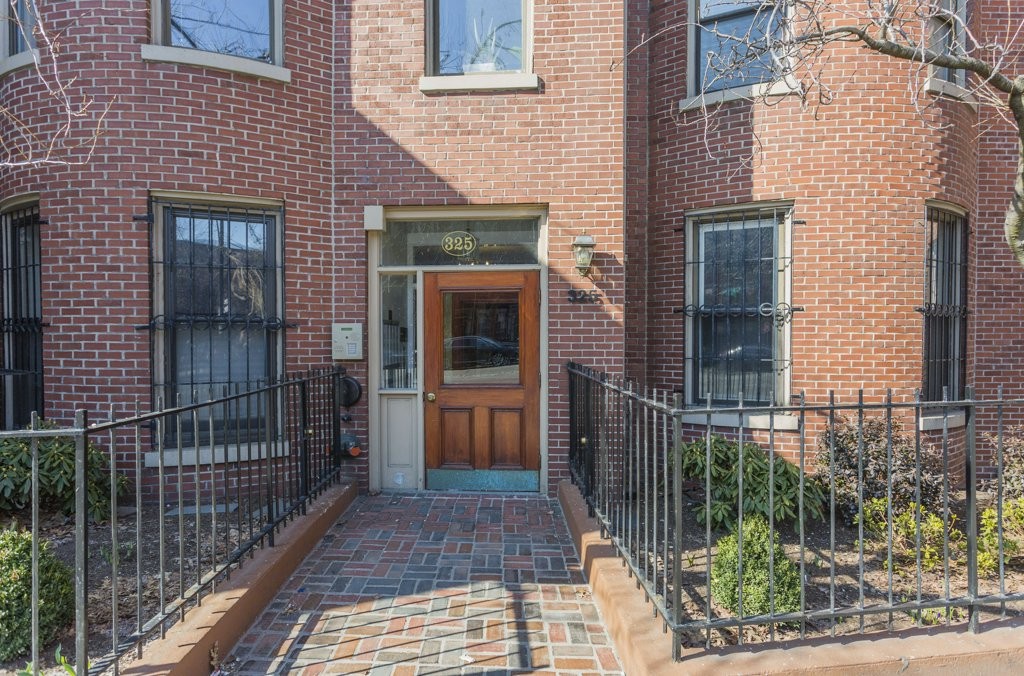 325 Columbus Ave, South End