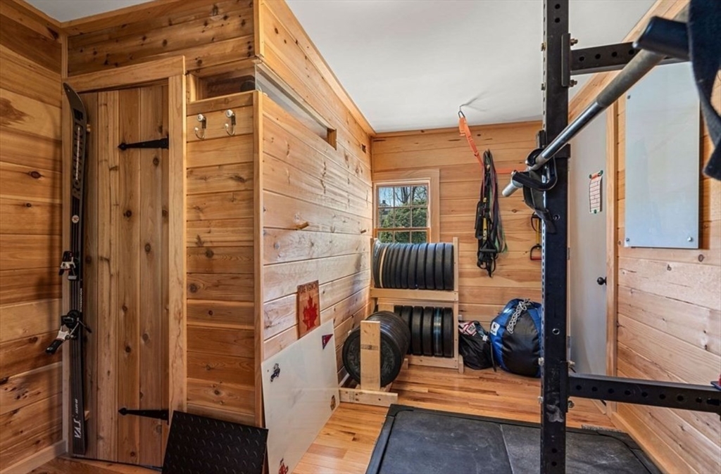 6 Depot St, Westford