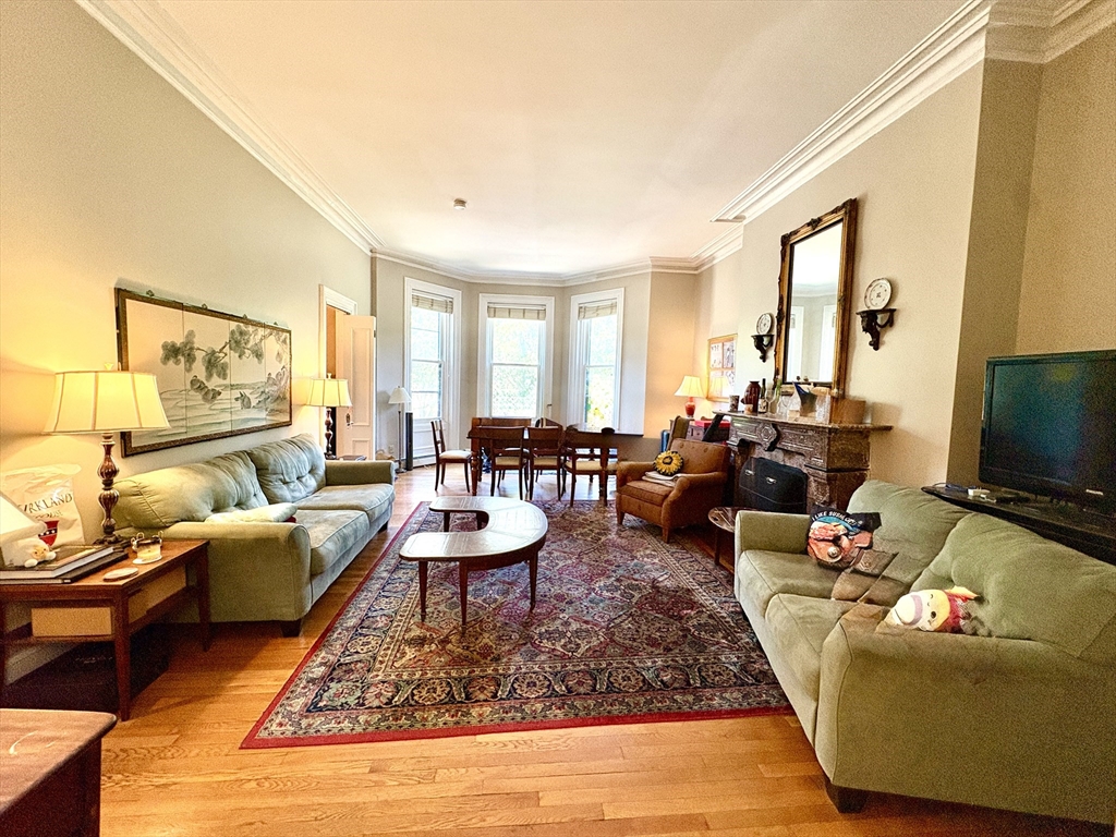 86 Commonwealth Ave, Back Bay