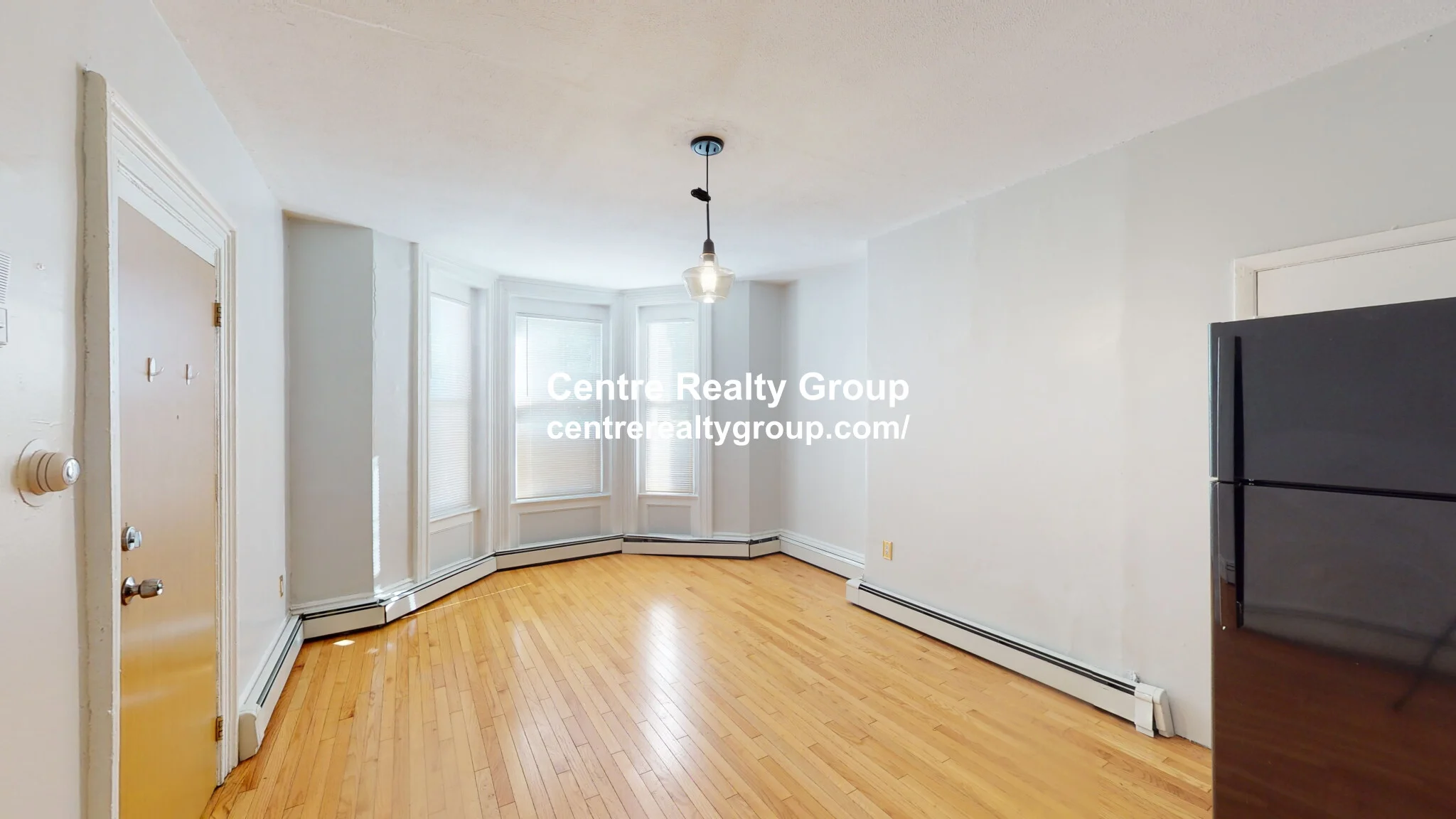 2999 Washington, Roxbury