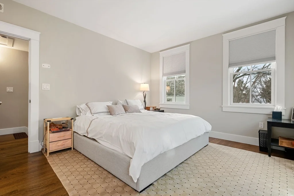 4 Brattle Cir, West Cambridge