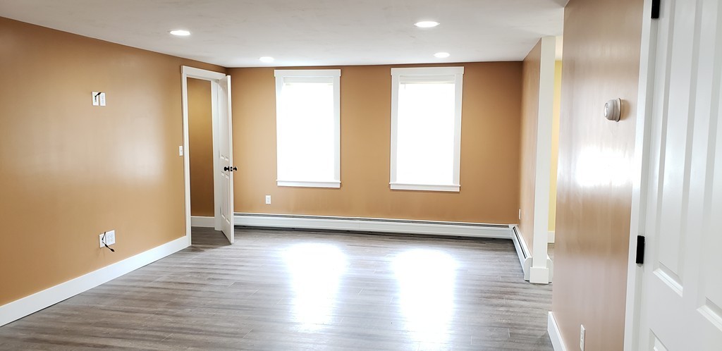 51 Moore Rd, New Braintree