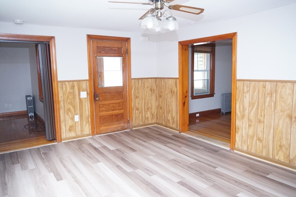 20 Bolton Pl, Bridgewater